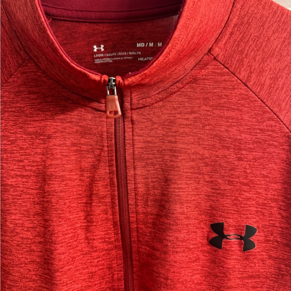 Under Armour Loose Fit 1/4 Zip. Great condition, rarely worn. Smoke free home. - Picture 4 of 5